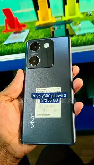 Vivo Y300 plus 8/256 (Used)