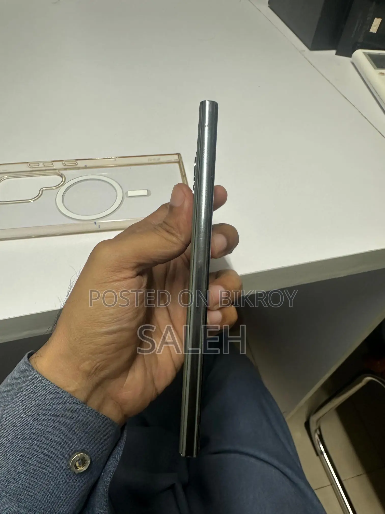 Samsung Galaxy S23 Ultra 12/512 (Used)