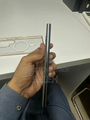 Samsung Galaxy S23 Ultra 12/512 (Used)