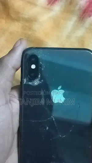 Apple iPhone XS (Used)