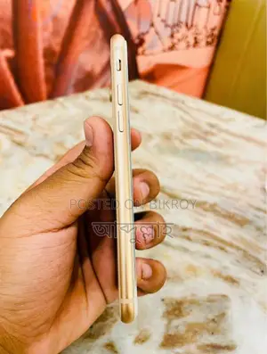 Apple iPhone 8 (Used)