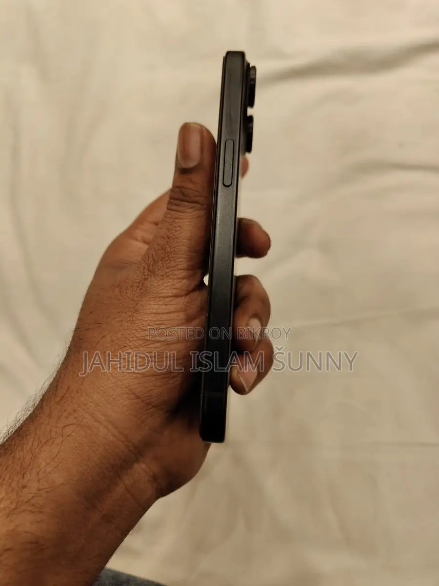অ্যাপল আইফোন ১৫ ফুল ফ্রেশ (ইউজড)