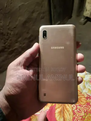 Samsung Galaxy A10 . (Used)