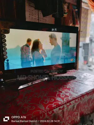 Walton Double Glass Smart TV