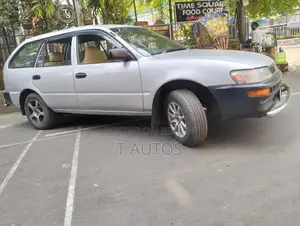 Toyota Wagon 100 - Well-Maintained 2001 Model