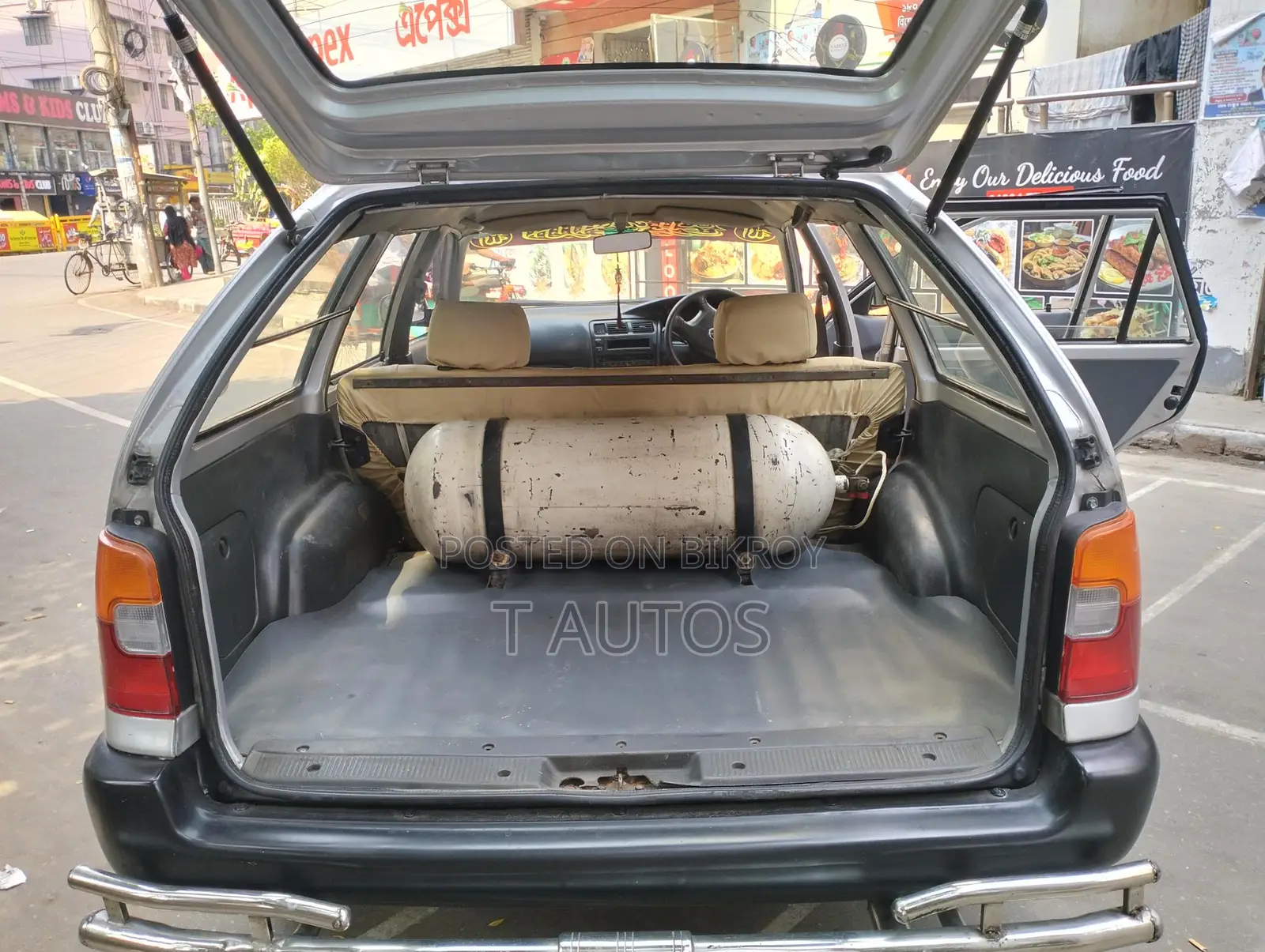 Toyota Wagon 100 - Well-Maintained 2001 Model