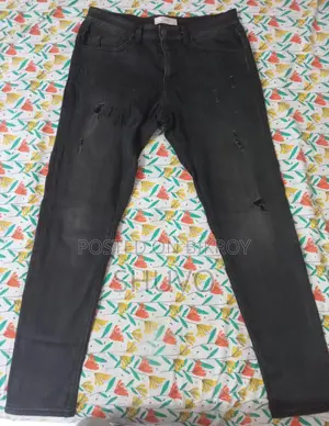 Stylish Cileo Jeans