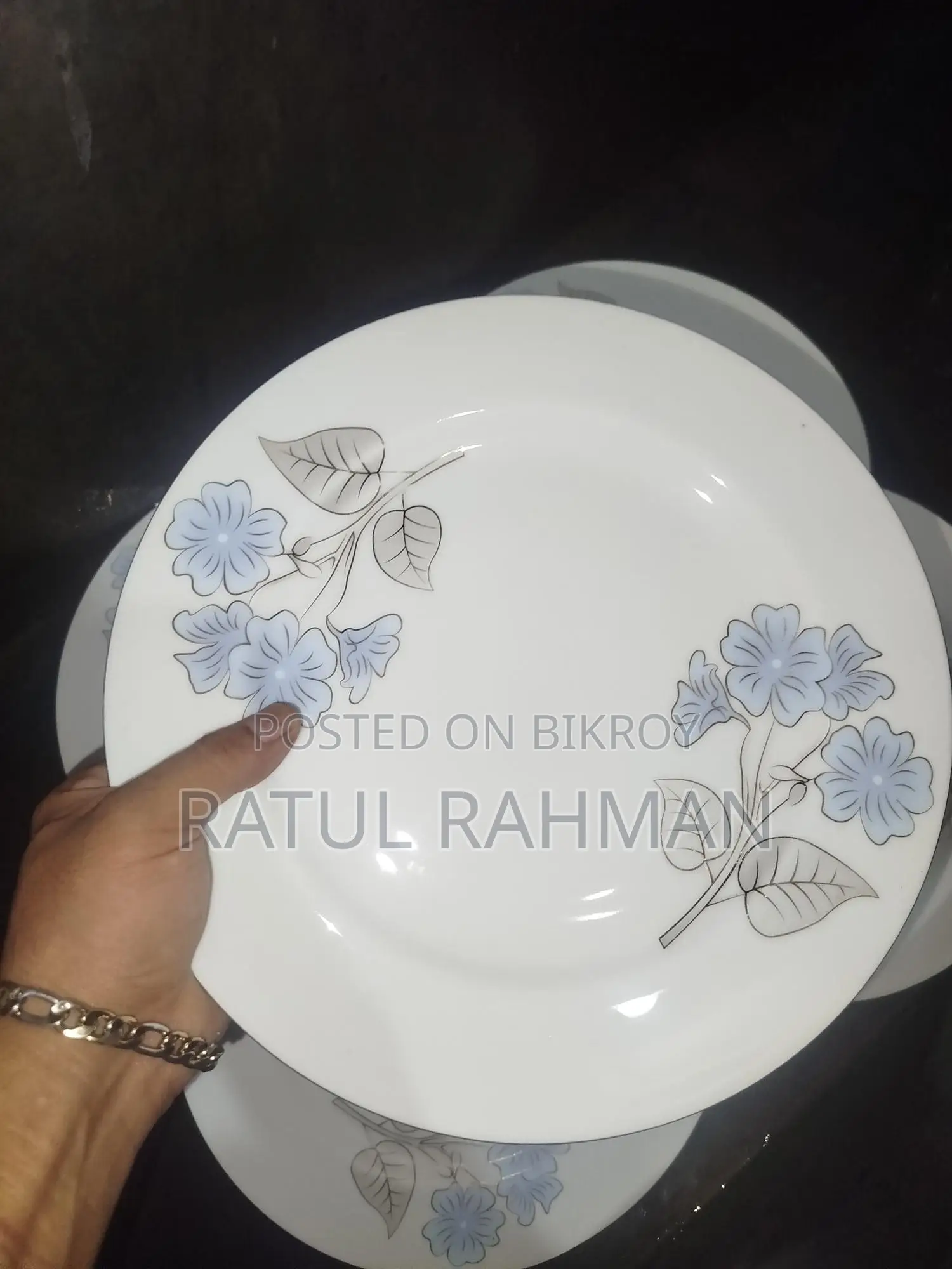 ছয় পিস সিরামিক প্লেট সেট