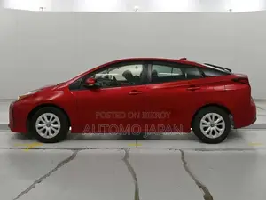 Toyota Prius S Safety Plus 2021
