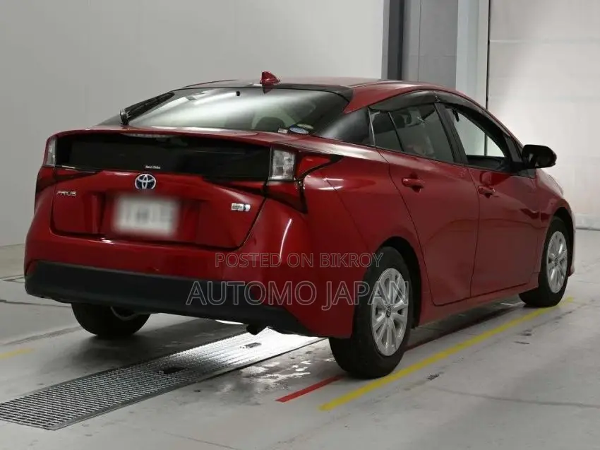 Toyota Prius S Safety Plus 2021