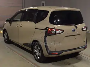 Toyota Sienta G Kero 2021