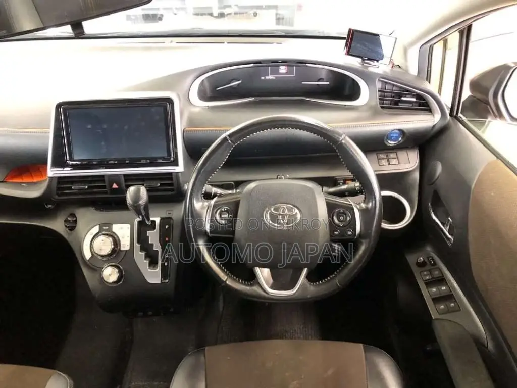 Toyota Sienta G Kero 2021