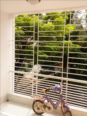 Two Flats for Sale on the Same Floor