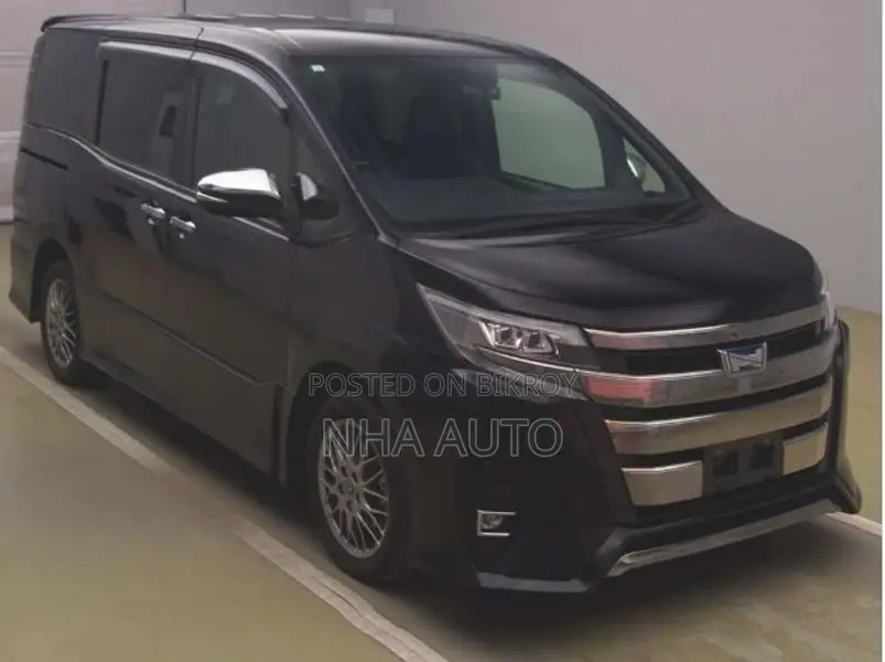 Toyota Noah WXB HYBRID 2021