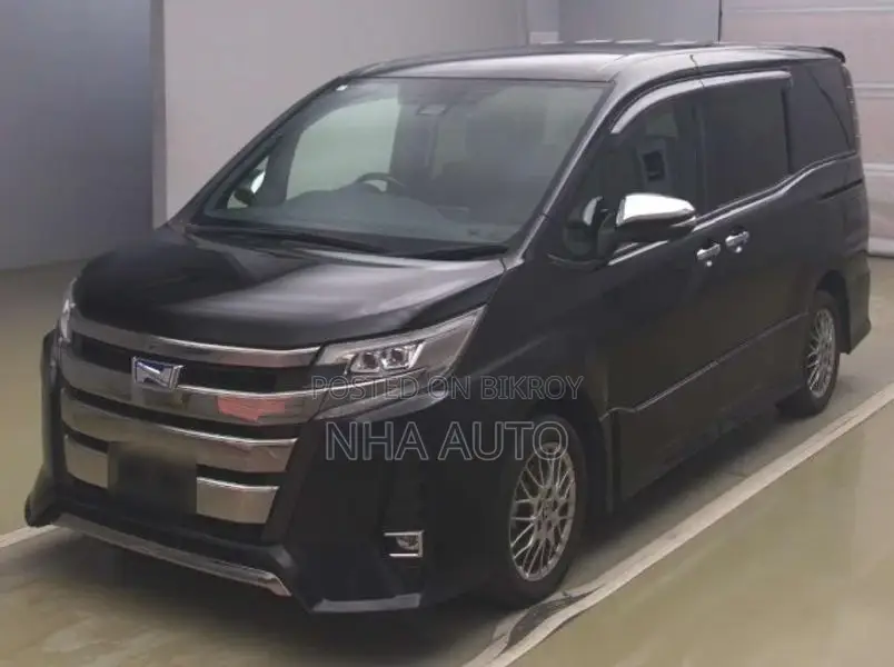 Toyota Noah WXB HYBRID 2021