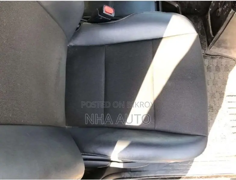 Toyota Noah WXB HYBRID 2021