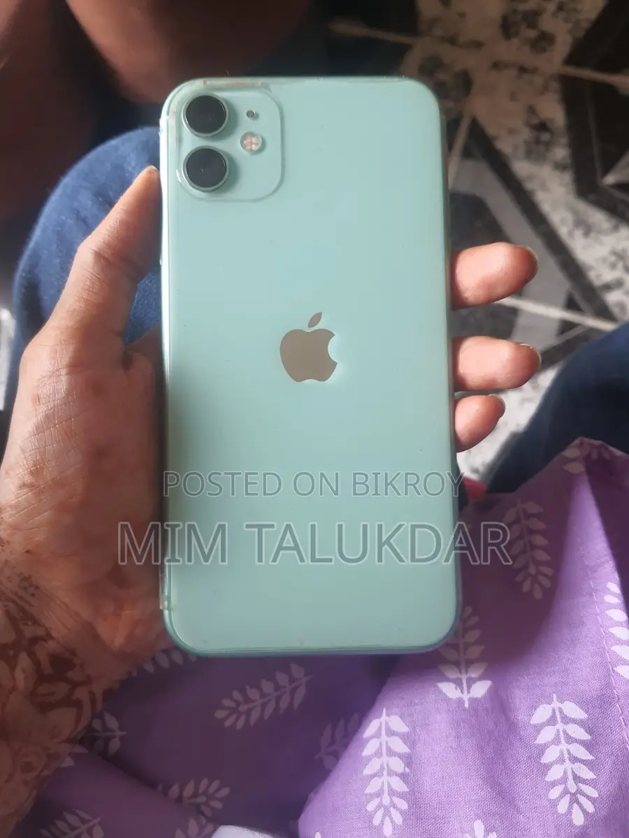 Apple iPhone 11 . (ব্যবহৃত)