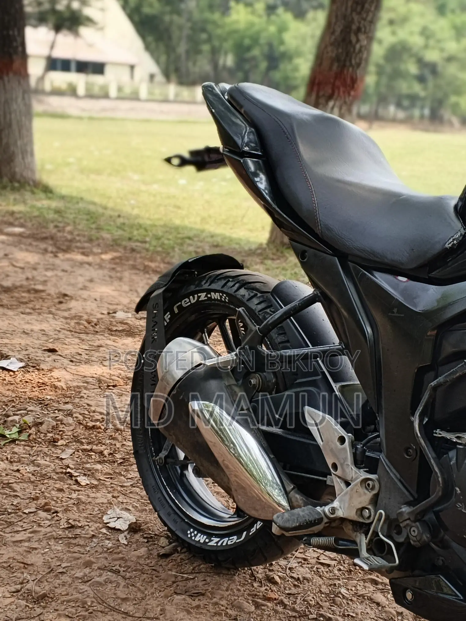 সুজুকি জিক্সার মনোটোন কনভার্টেড টু এসএফ ২০১৭