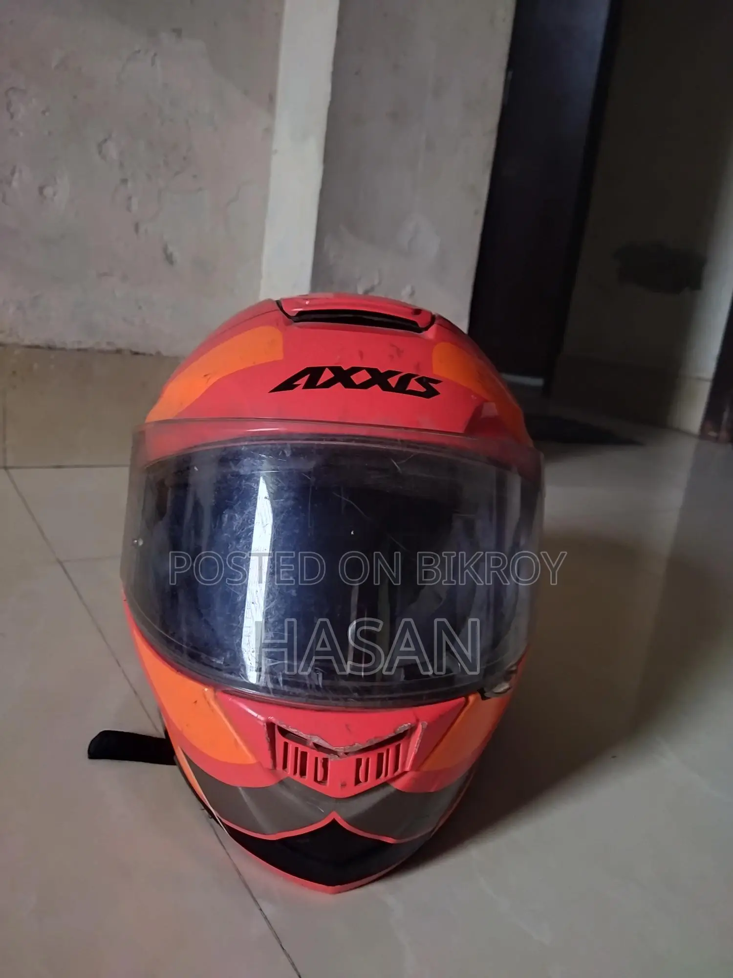 Radical Axxis helmet