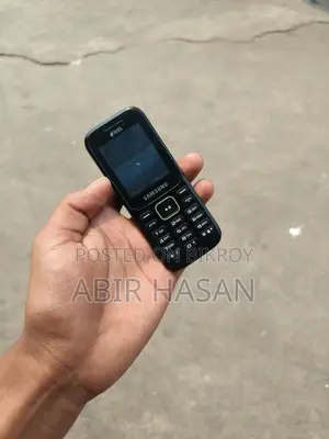 Samsung Guru Music 2 . (Used)