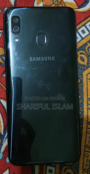 Samsung A30 (Used)