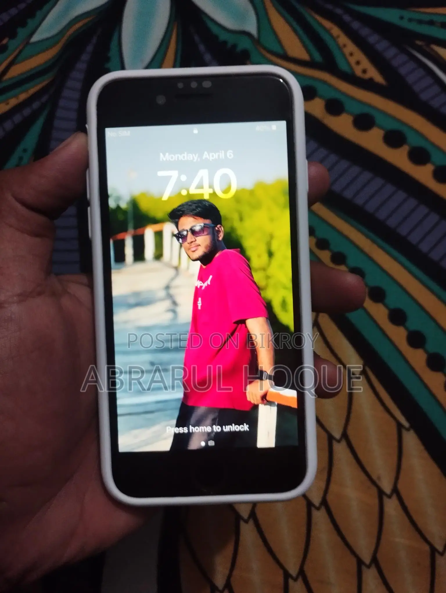 Apple iPhone 8 (Used)