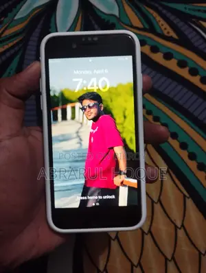 Apple iPhone 8 (Used)