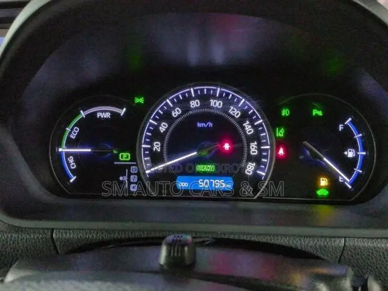 Toyota Esquire Hybrid Gi Premium 2021