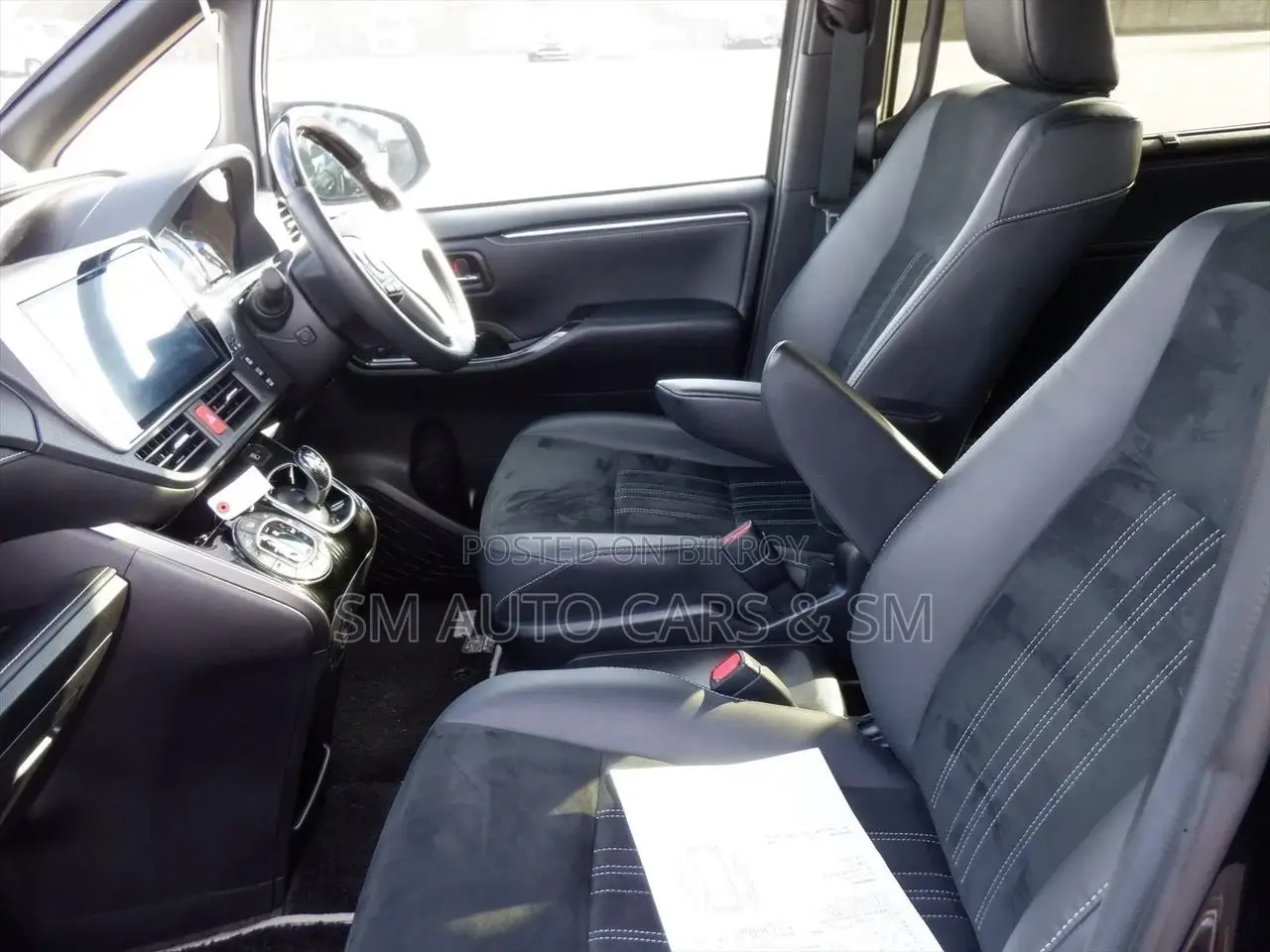 Toyota Esquire Hybrid Gi Premium 2021