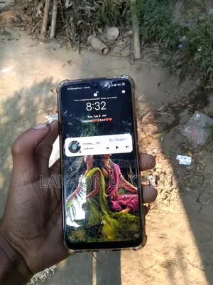 Vivo V20 SE (Used)