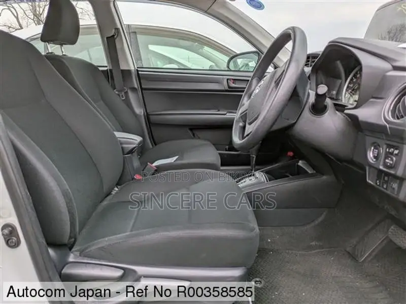 Toyota Axio EX PKG NON HYB 2020