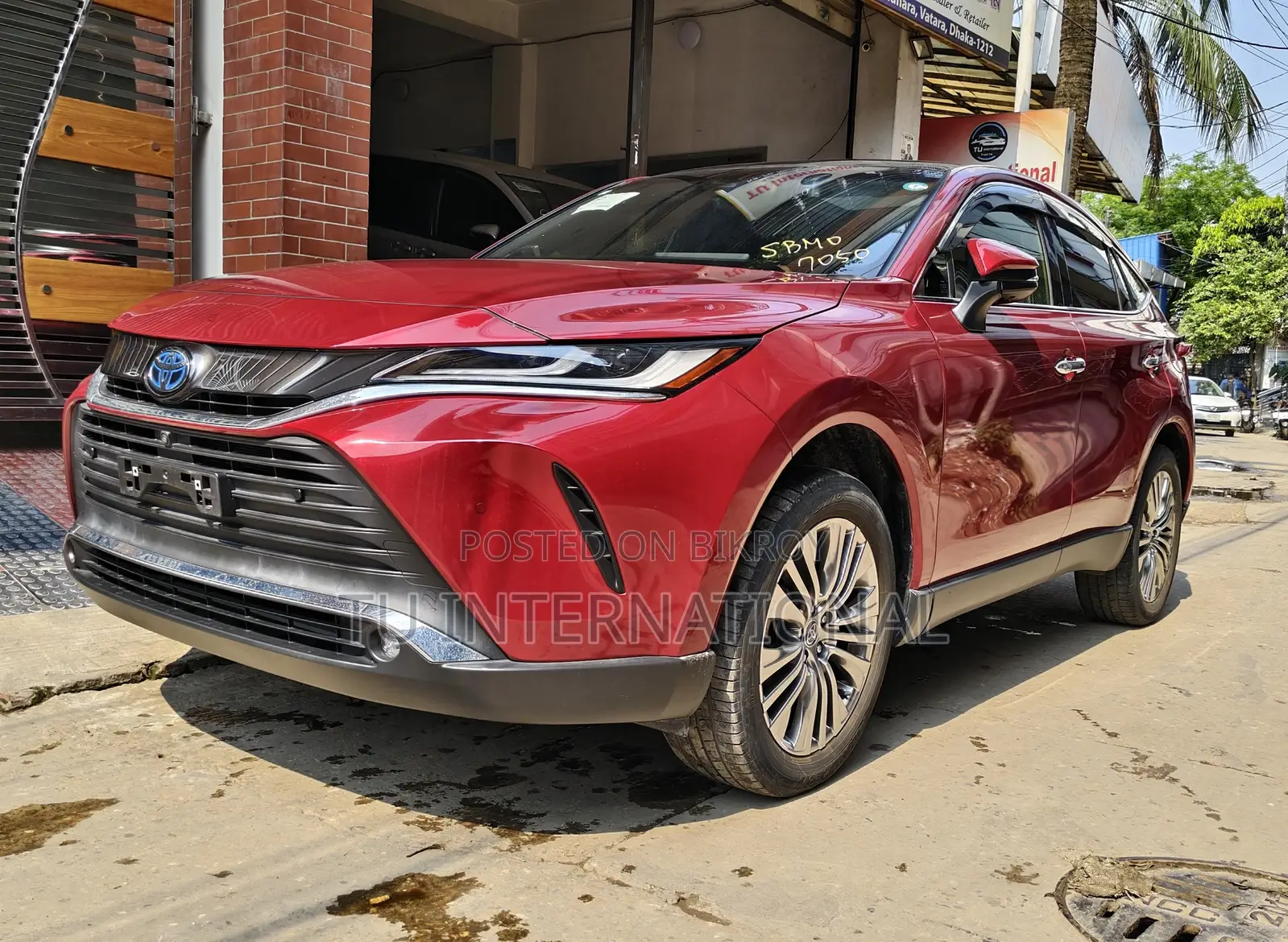 Toyota Harrier Z Package Hybrid 2021