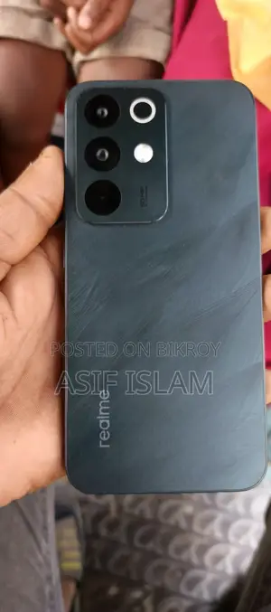 Realme (Used)