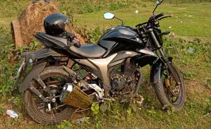Suzuki Gixxer Monotone . 2023