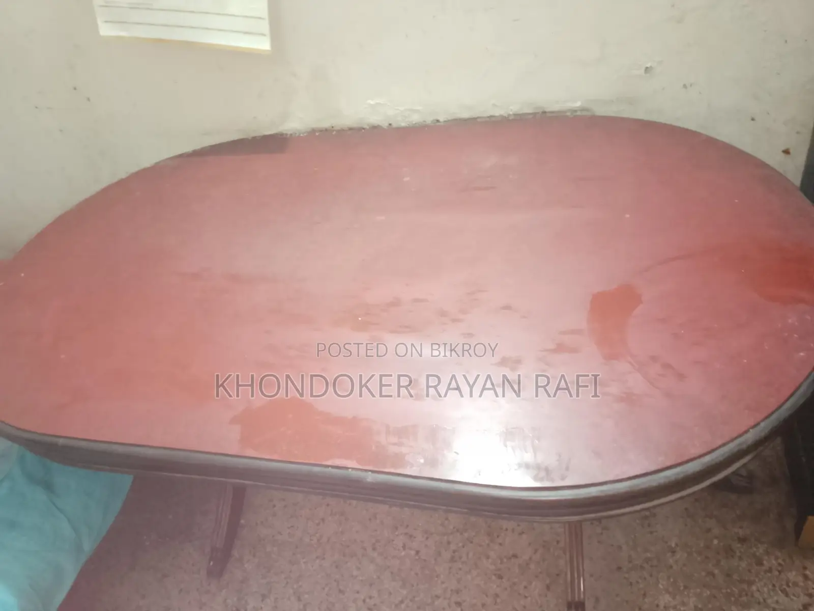 ডিনার টেবিল