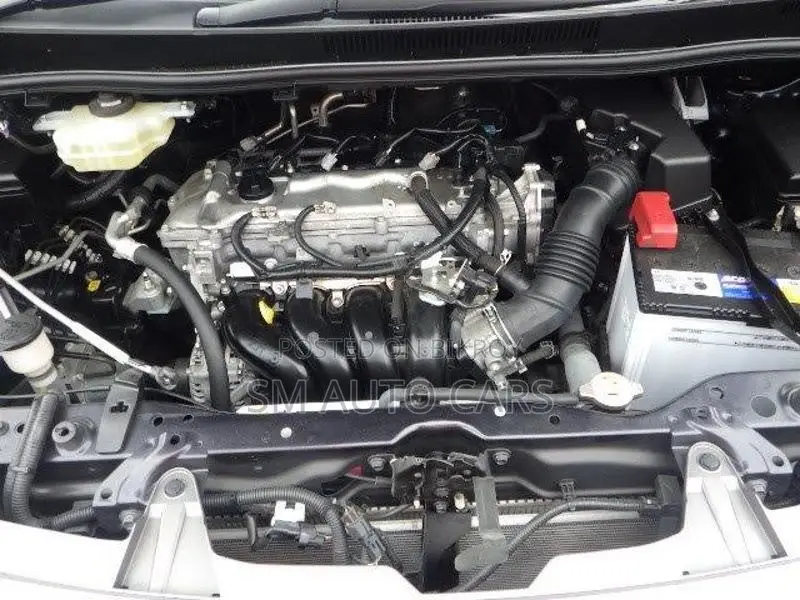 Toyota Esquire Non Hybrid Gi Black 2020
