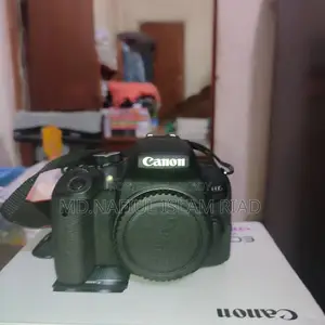 Canon Eos 800D