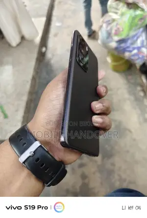 OPPO Reno 12 12/512 GB (Used)