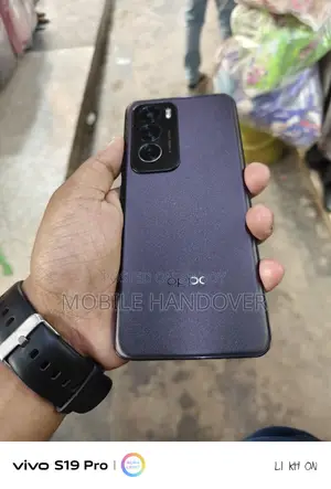 OPPO Reno 12 12/512 GB (Used)