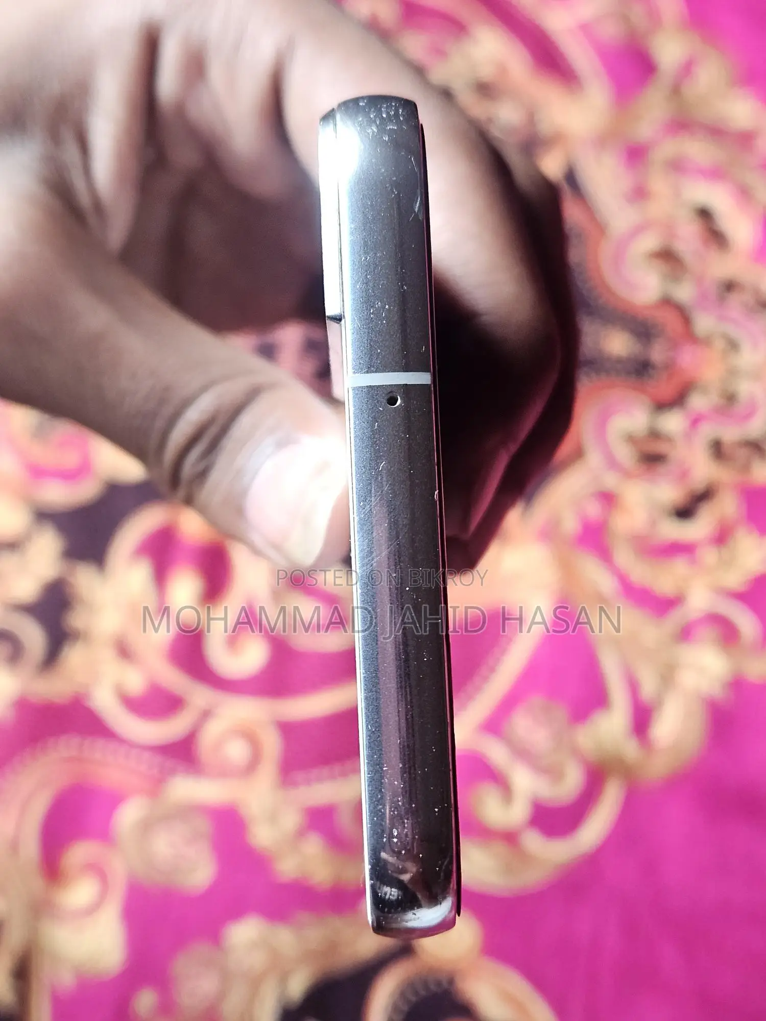 Samsung Galaxy S22 . (Used)