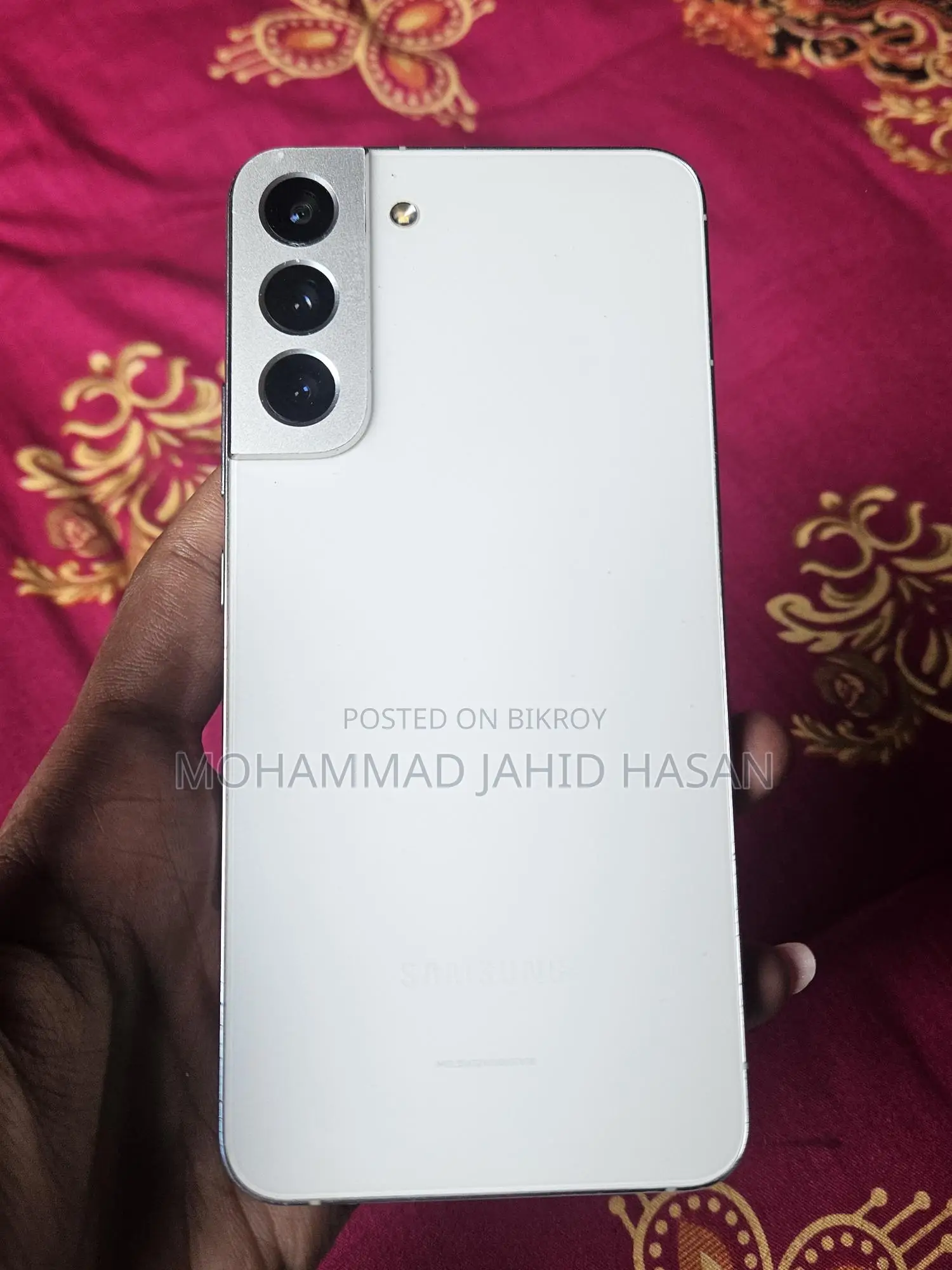 Samsung Galaxy S22 . (Used)