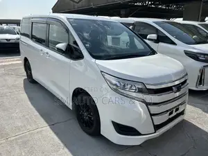 টয়োটা নোয়া হাইব্রিড এক্স পার্ল ২০২১
