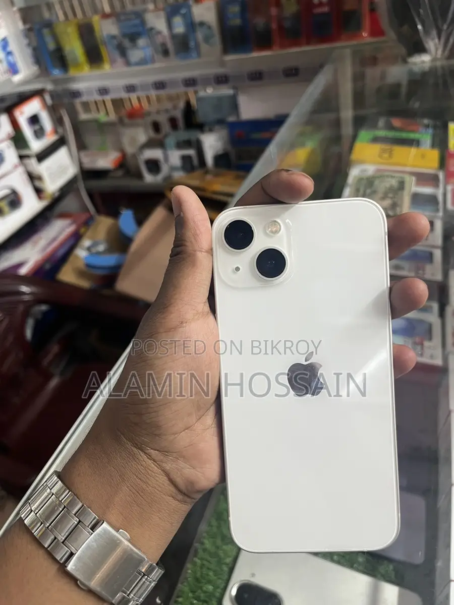 Apple iPhone 13 (Used)