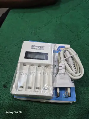 Simpex Battery charger AA