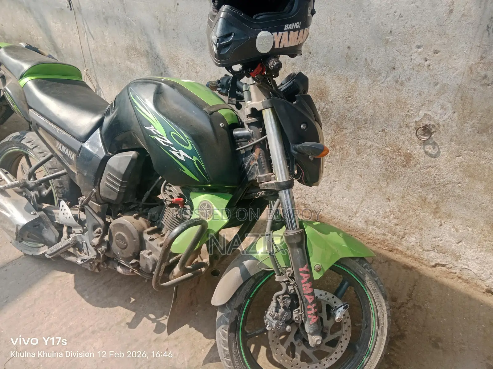 Yamaha FZ 2012