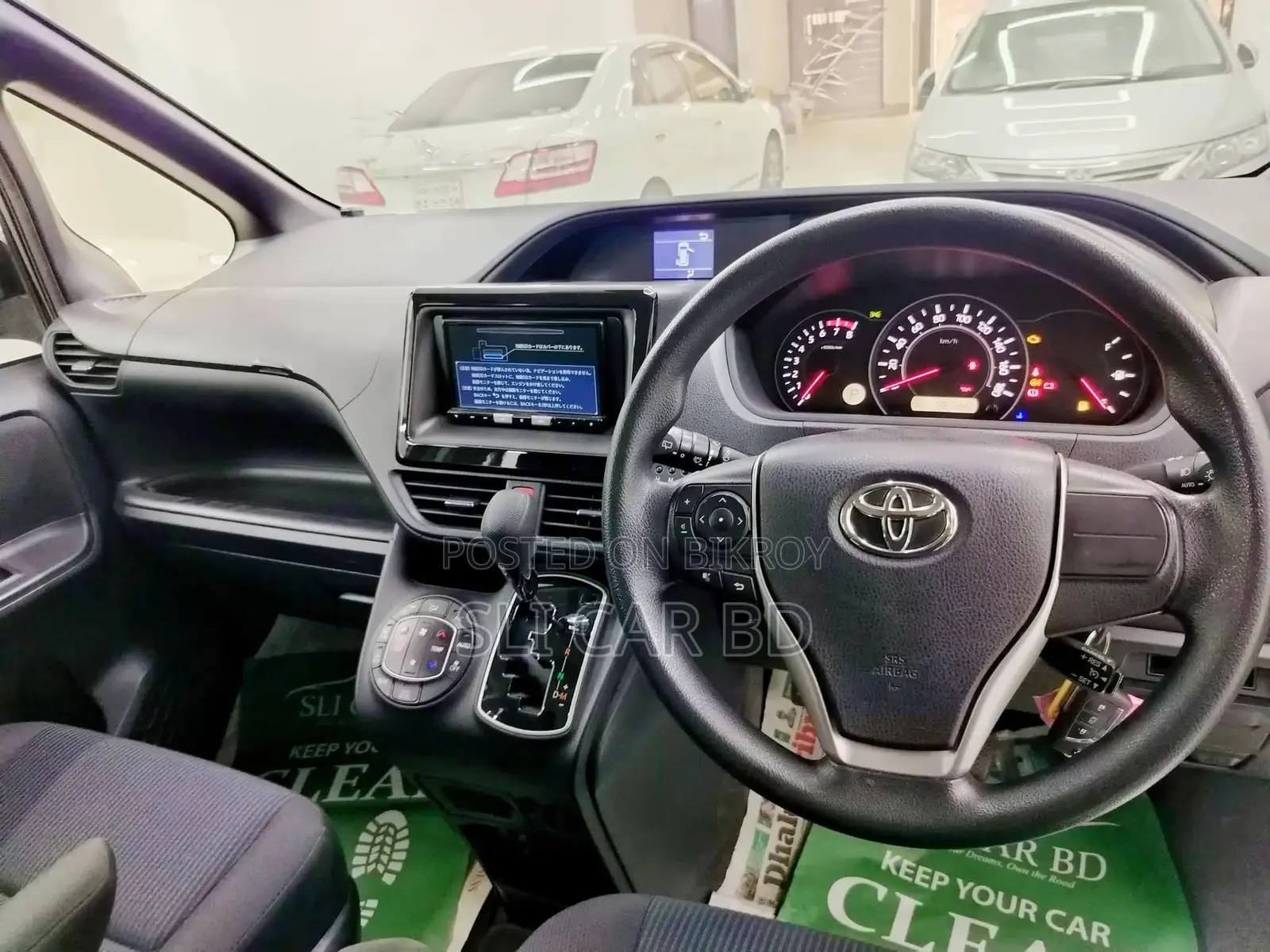 Toyota Noah Non-hybrid 2021