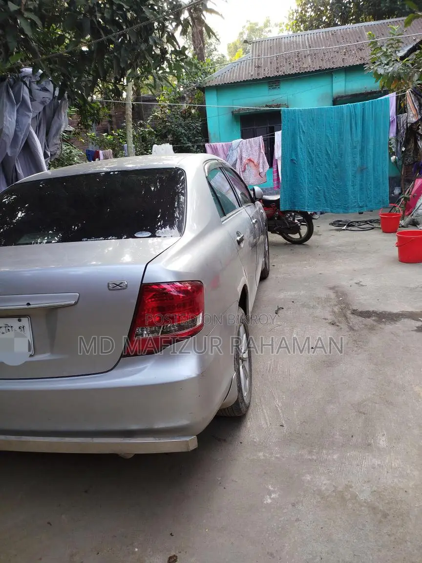 Toyota Axio 2011
