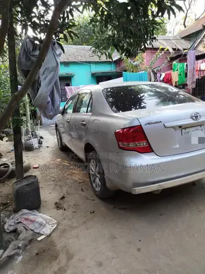 Toyota Axio 2011