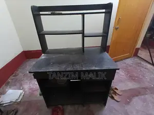 টেবিল ভালো আছে