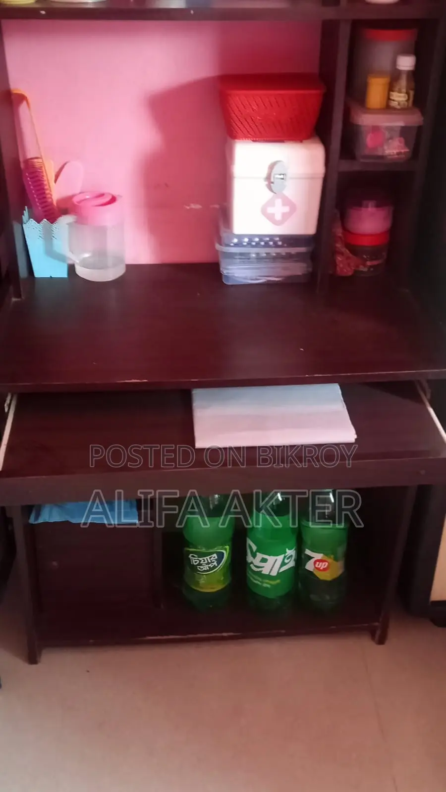High-Quality Computer Table